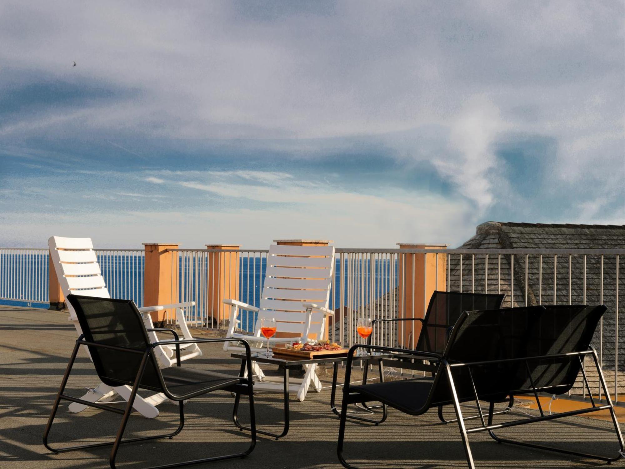 Moneglia Beach Downtown 외부 사진